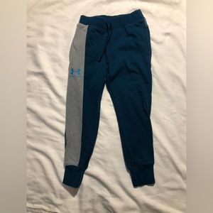 Under Armor boys XS Cold gear sweatpants